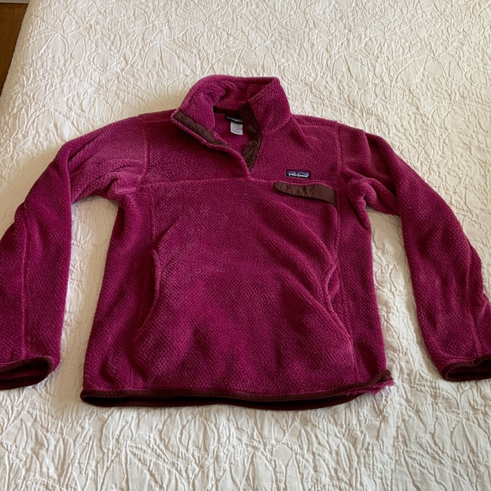 Womens purple Patagonia fleece